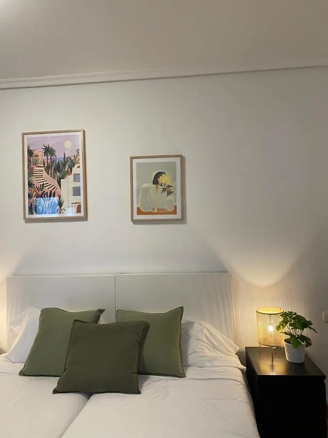 Apartamento Amplio Y Central A Pie De Playa La Concha San Sebastian 0*,  Spain