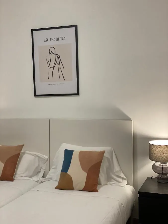 Apartamento Amplio Y Central A Pie De Playa La Concha San Sebastian Apartment